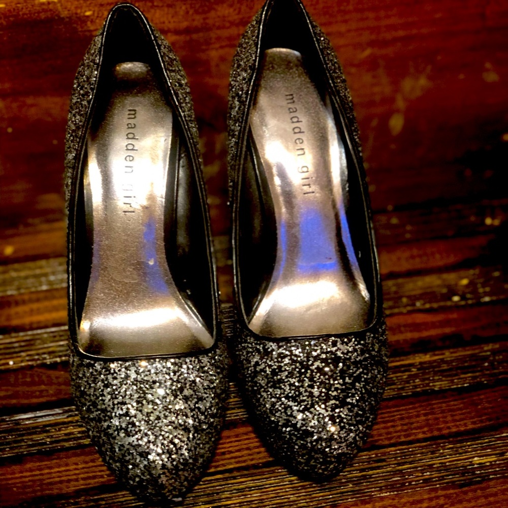 Madden Girl heels 7.5 gorgeous shoes.